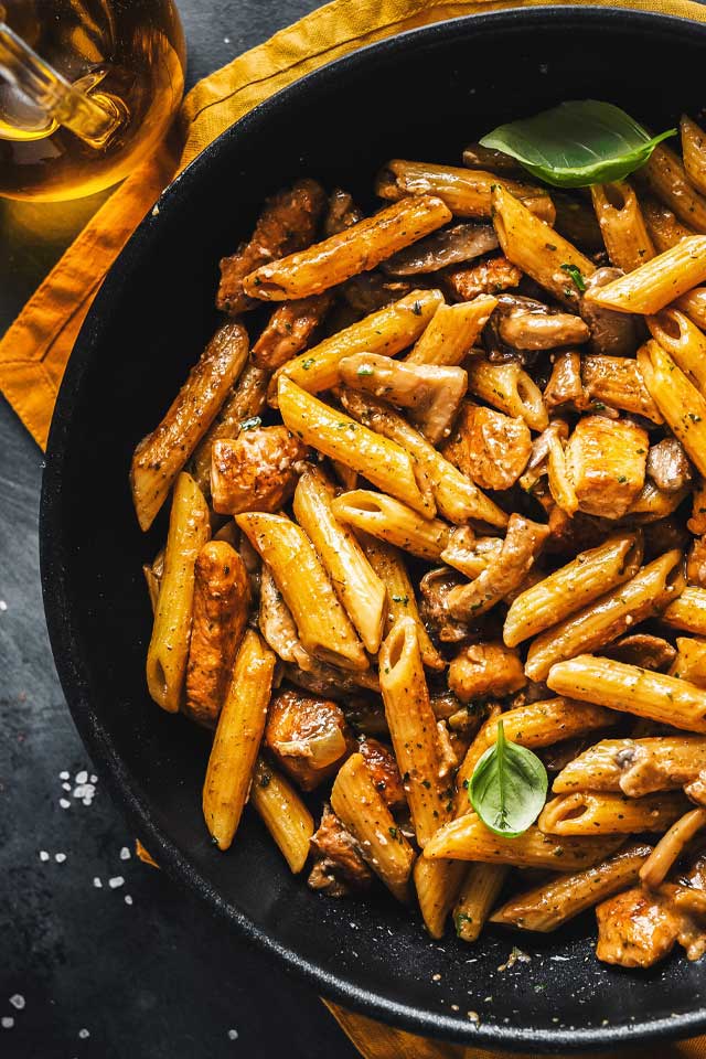 KÖRİLİ TAVUK PENNE